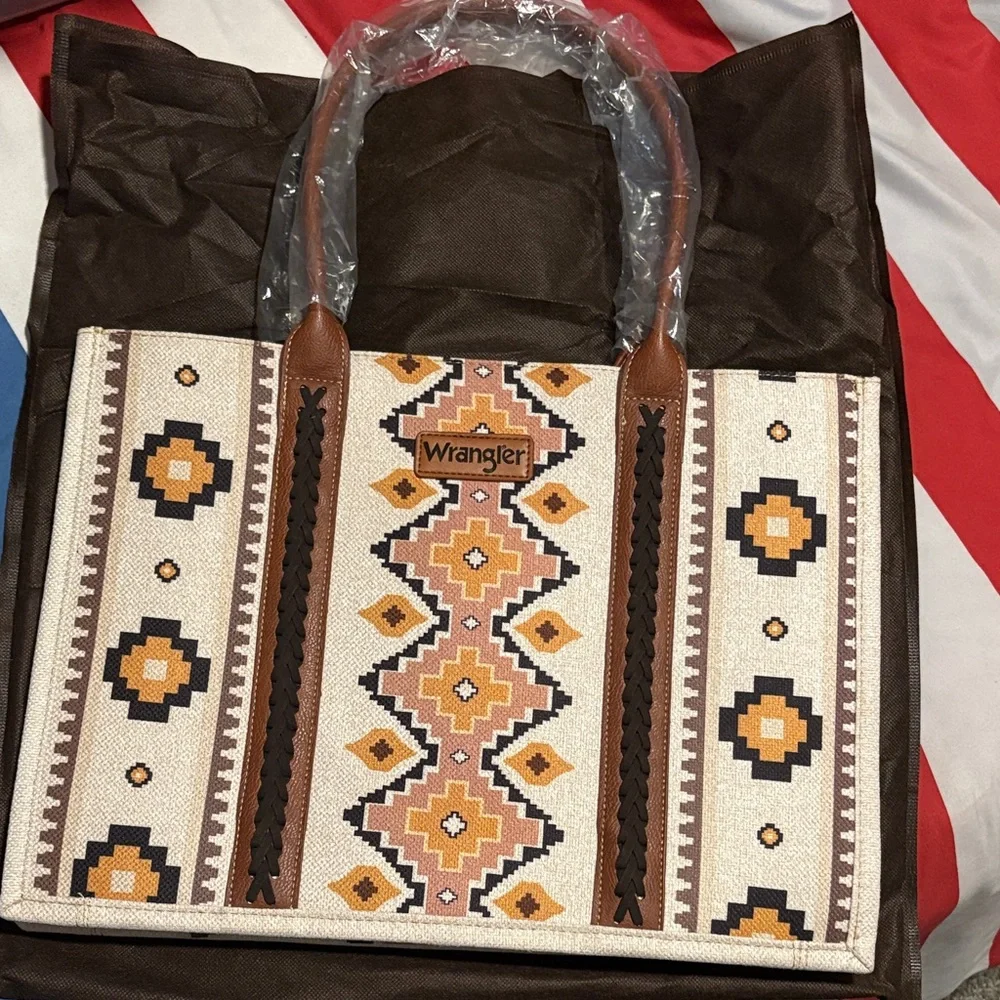 Wrangler Women's Tote with Geometric Design - Cream, Brown, and yellow - Picture 2 of 4